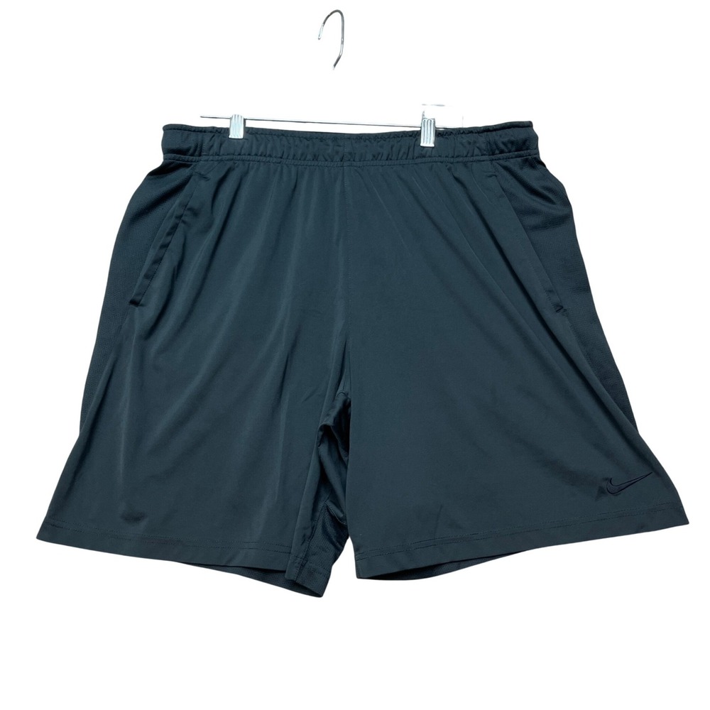 Nike Dri-FIT Athletic Shorts Mens XL Black Polyester Mesh Panels Swoosh